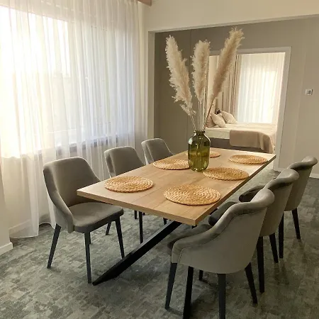 Bed & Breakfast Senator 115m2